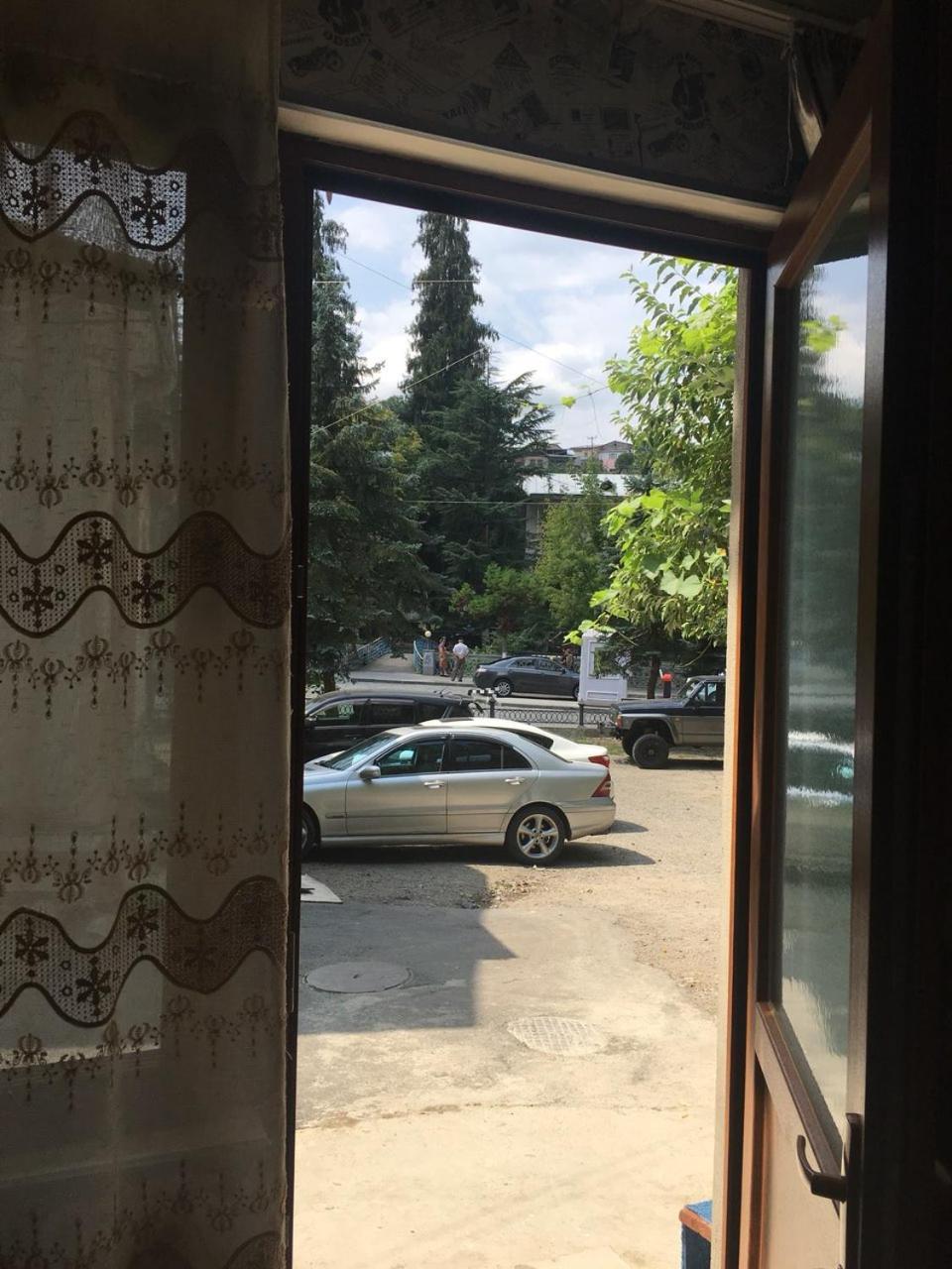 Parkside Apartment Borjomi Exterior photo